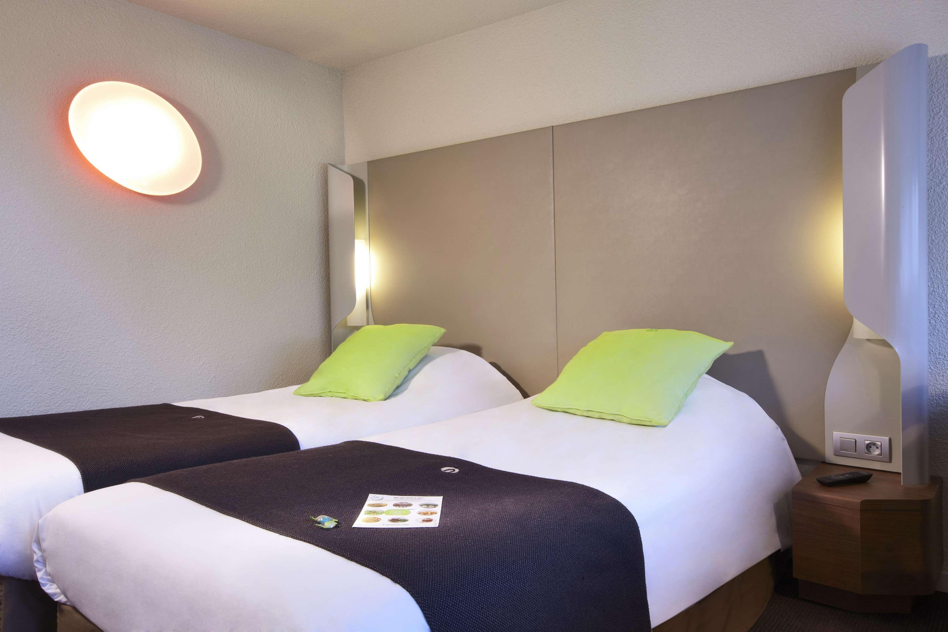 Campanile Montbeliard - Sochaux Otel Dış mekan fotoğraf