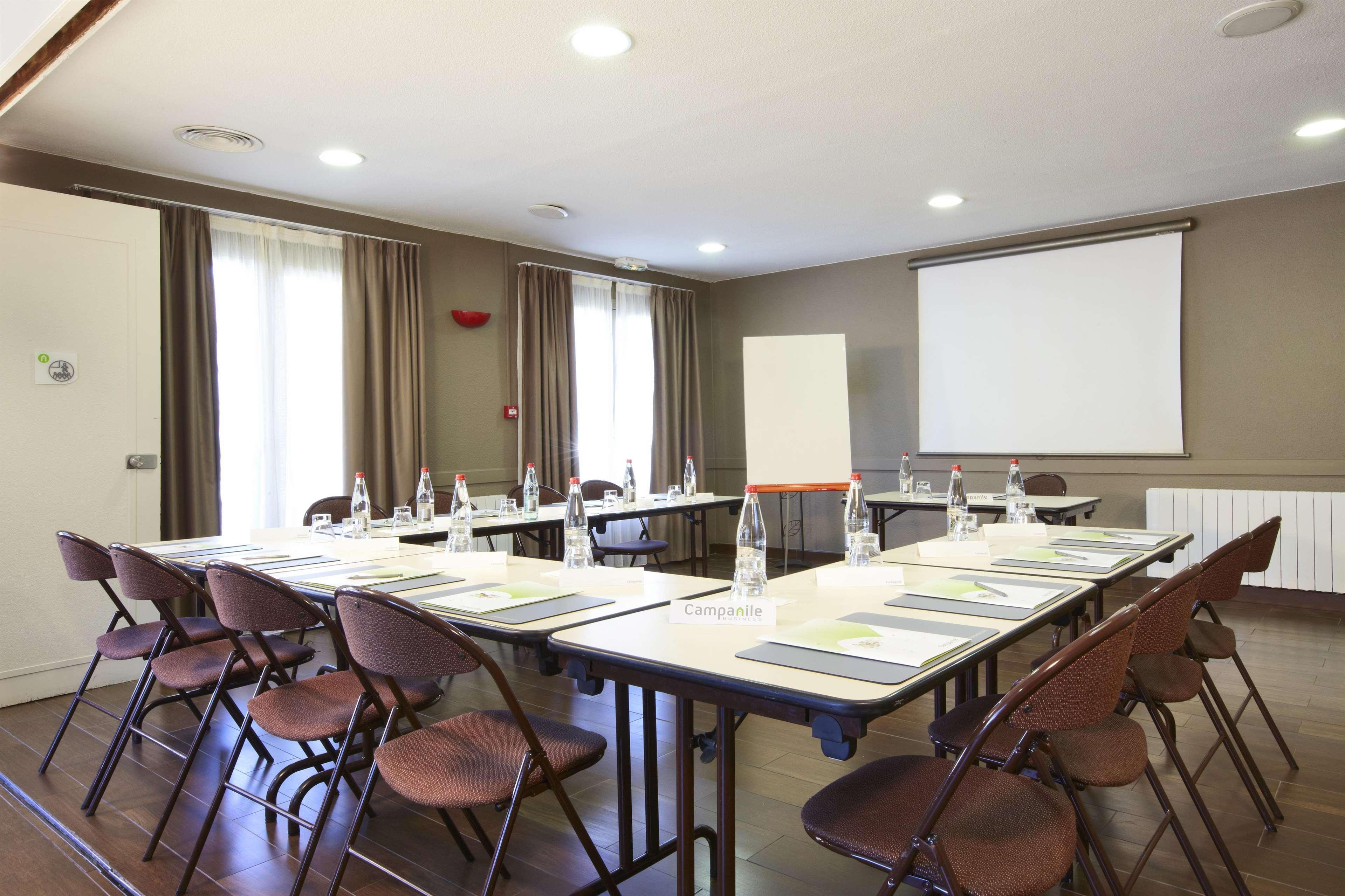 Campanile Montbeliard - Sochaux Otel Dış mekan fotoğraf