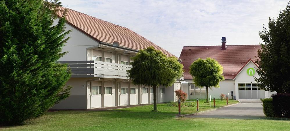 Campanile Montbeliard - Sochaux Otel Konforlar fotoğraf