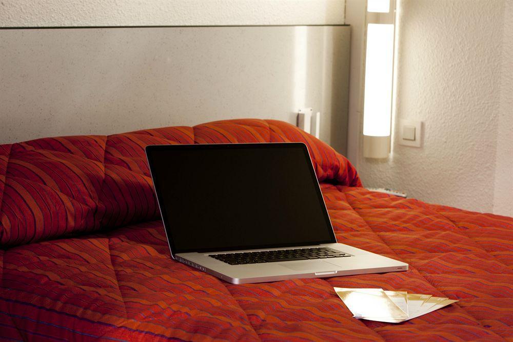 Campanile Montbeliard - Sochaux Otel Dış mekan fotoğraf