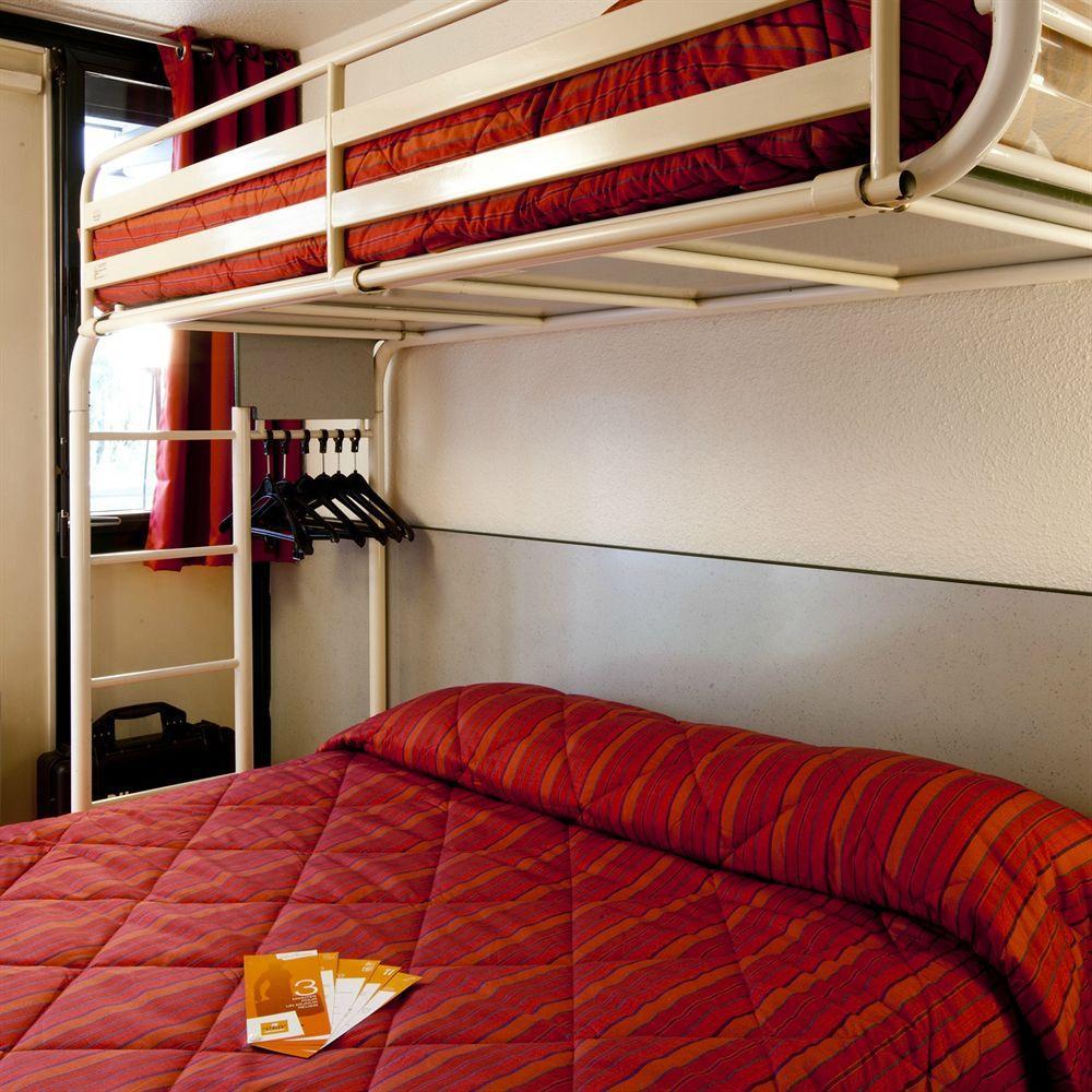 Campanile Montbeliard - Sochaux Otel Dış mekan fotoğraf